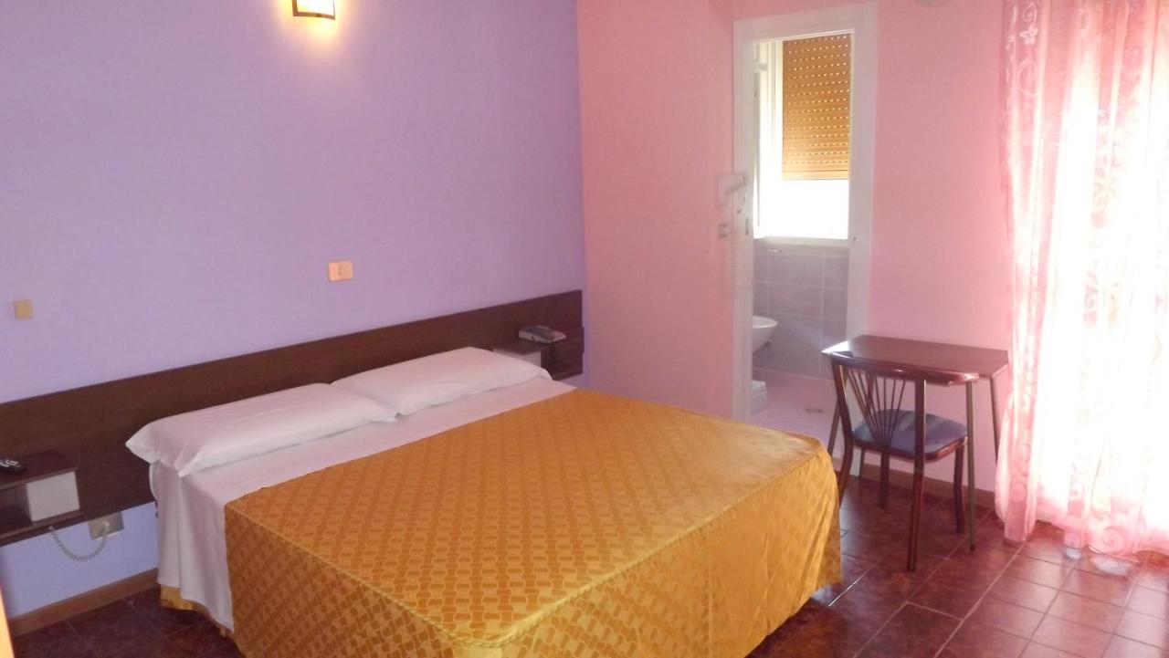 Hotel Parco San Benedetto del Tronto Exteriör bild
